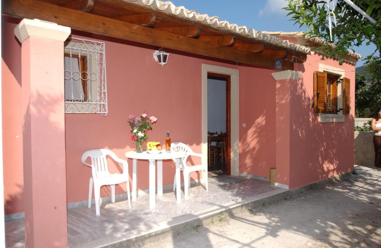 Amalia Cottages Agios Gordios  Esterno foto