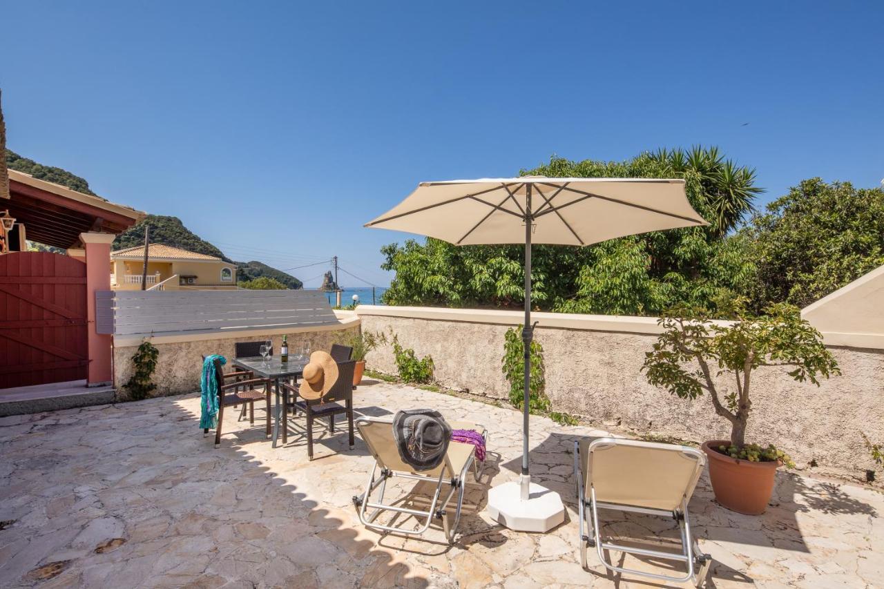 Amalia Cottages Agios Gordios  Esterno foto